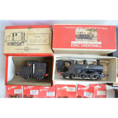 60 - Collection of kitbuilt O gauge locos, wagons and accessories to include an Eric Underhill 0-6-0 pann... 