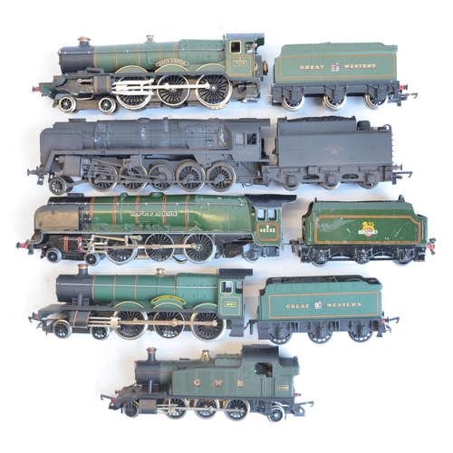 65 - Five OO gauge electric steam train models to include Wrenn W2247 4-6-0 Clun Castle, Hornby weathered... 