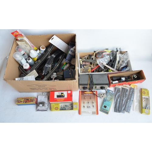 68 - Collection of mostly used OO gauge model railways scenic accessories, a Duette power controller, tre... 