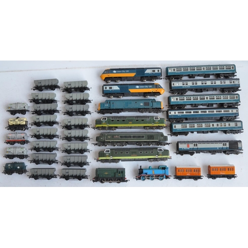 70 - Collection of unboxed previously run OO gauge railway models including electric locomotives with Hor... 