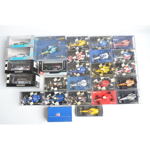 101 - Twenty six boxed/cased 1/43 scale diecast F1 and racing car models from Minichamps, Burago and Onyx,... 