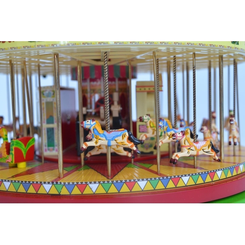 86 - Corgi 1/50 scale limited edition South Down Gallopers fairground carousel model with functioning lig... 