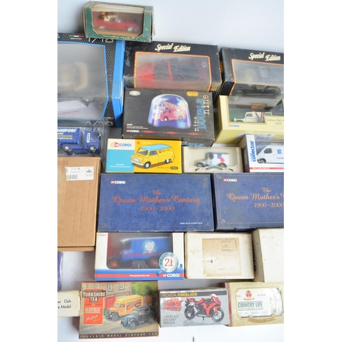 90 - Collection of mostly boxed diecast vehicle models from Corgi, Maisto, Burago, Lledo, Matchbox etc, c... 