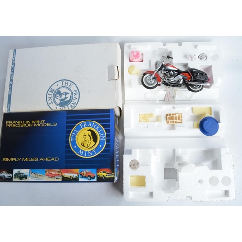 91 - Franklin Mint 1/10 scale Harley Davidson Road King Classic, diecast and plastic static model in exce... 