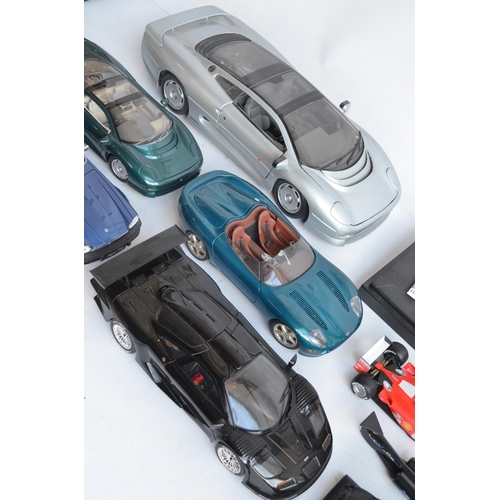 95 - Collection of unboxed diecast Jaguar, McLaren and Ferrari models from Maisto, Hot Wheels, Lledo, NT ... 