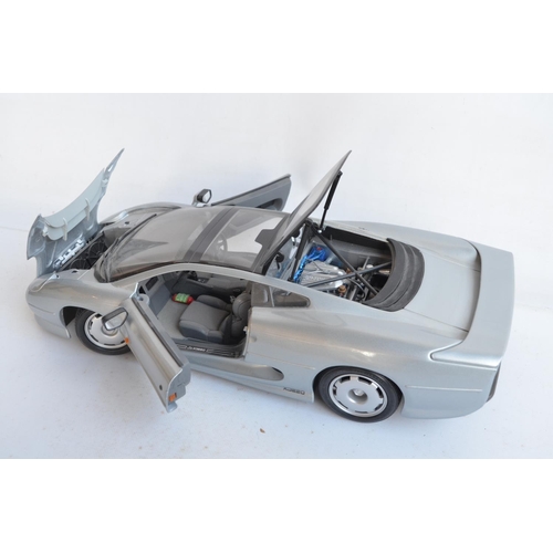 95 - Collection of unboxed diecast Jaguar, McLaren and Ferrari models from Maisto, Hot Wheels, Lledo, NT ... 