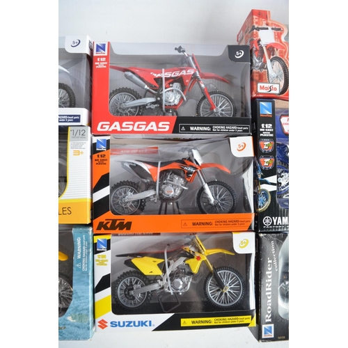 104 - Nine boxed 1/12th scale motocross and road bike models from New Ray and Maisto (models in at least e... 