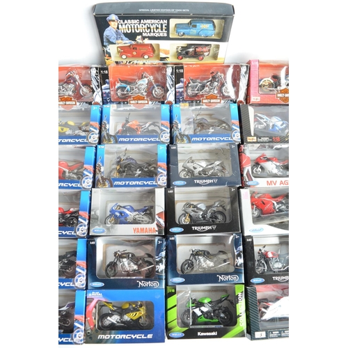 106 - Collection of mostly 1/24th scale motorbike models from Burago, Maisto and Welly plus 5 smaller scal... 