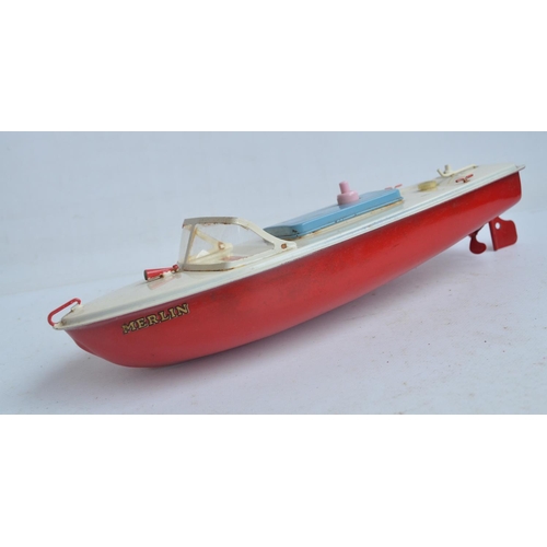 110 - Vintage Sutcliffe Models Merlin battery powered speedboat model, a Matchbox Steer-n-go set (incomple... 