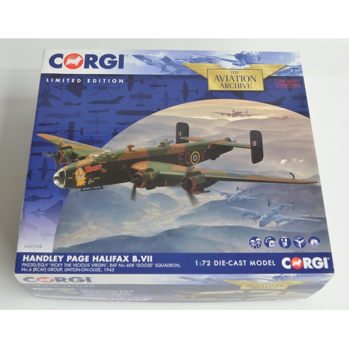 113 - Corgi Aviation Archive 1/72nd scale AA37208 diecast Handley Page Halifax BVII 'Vicky The Vicious Vir... 