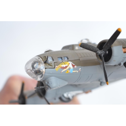 117 - Two Corgi Aviation Archive limited edition 1/72nd scale Boeing B-17G Flying Fortress models with nos... 