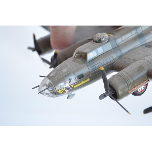 118 - Two Corgi Aviation Archive 1/72nd scale limited edition diecast Boeing B-17 models to include AA3331... 