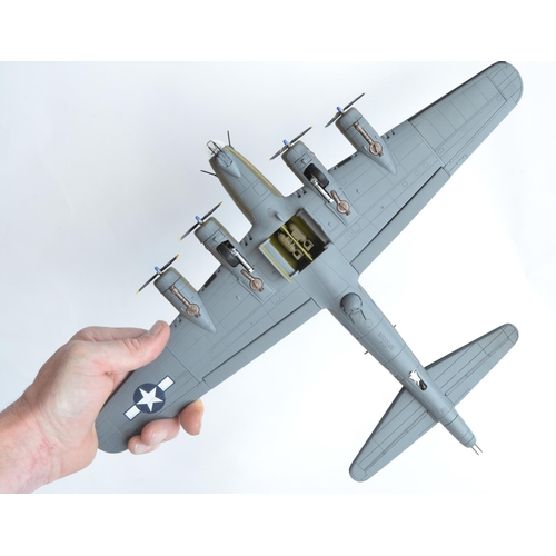 119 - Two Corgi Aviation Archive limited edition diecast B-17G Flying Fortress models to include AA33320 '... 