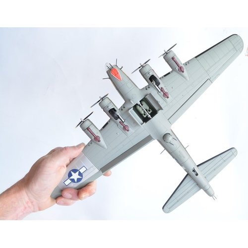 119 - Two Corgi Aviation Archive limited edition diecast B-17G Flying Fortress models to include AA33320 '... 