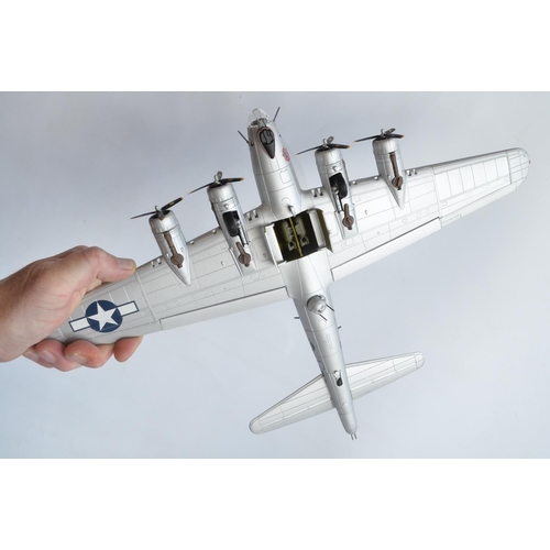 120 - Two Corgi Aviation Archive limited edition diecast B-17G Flying Fortress models to include AA33316 '... 