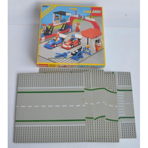 126 - Boxed Lego/Legoland set 6381 motor speedway set with excellent condition original box, instructions ... 