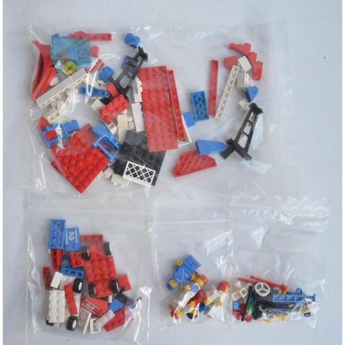 126 - Boxed Lego/Legoland set 6381 motor speedway set with excellent condition original box, instructions ... 