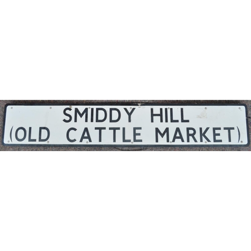 154 - Ex Pickering painted aluminium street sign 'Smiddy Hill (Old Cattle Market)', 129.5cmx23cm. From a c... 