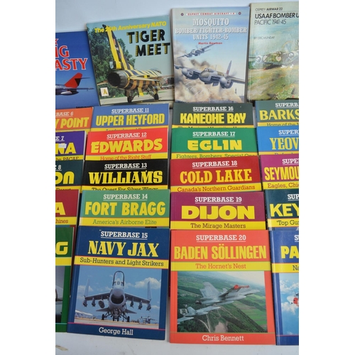 172 - Extensive collection of aircraft related books, magazines etc to include Osprey Superbase Series 1-2... 