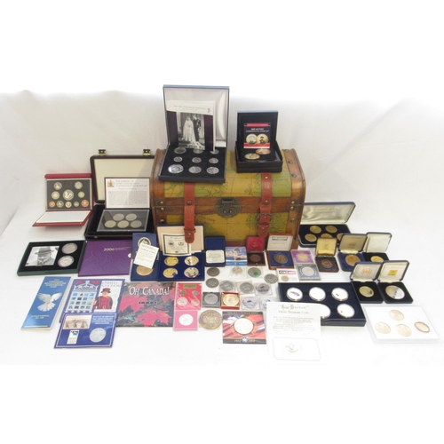 764 - Assorted collection of commemorative and plated coins to inc. The 1947 Platinum Wedding Prestige Coi... 