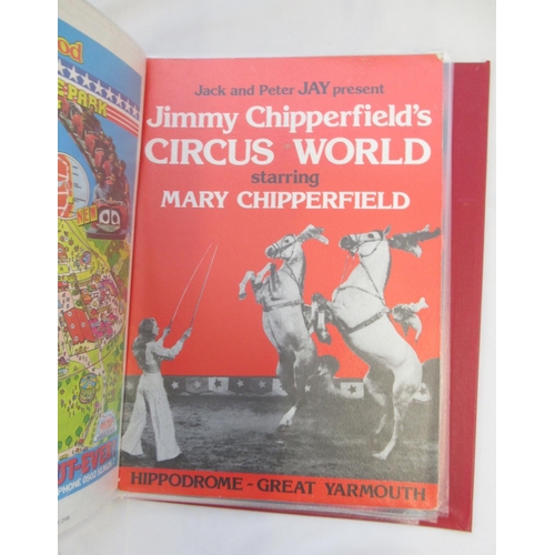 132 - Seven folders cont. assorted Circus programmes from Zippos, Jimmy Chipperfields Circus World, Billy ... 