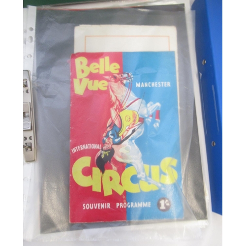 132 - Seven folders cont. assorted Circus programmes from Zippos, Jimmy Chipperfields Circus World, Billy ... 