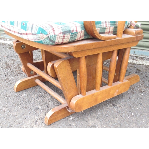 1235 - Modern rocking chair, H92cm