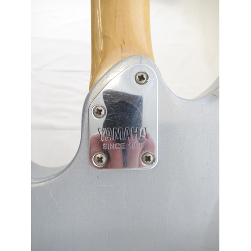 721 - Yamaha SE312M electric guitar, Made in Taiwan, Serial No.0017086, lacking back plate, a/f in a black... 