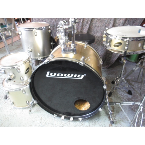 734 - Ludwig drum kit comprising 23