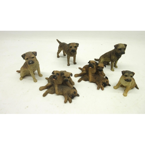 1091 - A collection of border terrier models incl. Border Fine Arts models Border Terrier Pups A3838, H7cm,... 