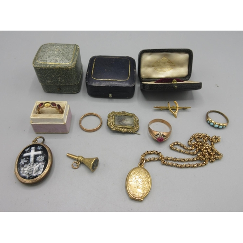 20 - Collection of yellow metal jewellery, all with no visible hallmarks and untested, including lockets,... 