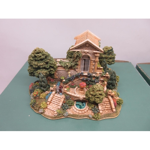 391 - Lilliput Lane limited edition Hestercombe Gardens L2063, with deeds and limited edition Harvest Home... 