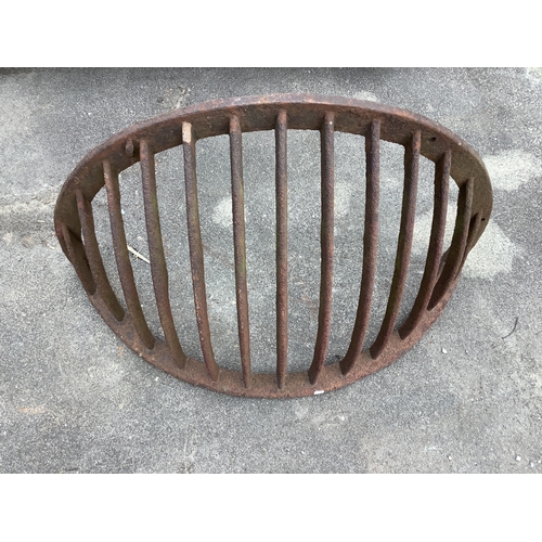 794 - Large cast iron hay rack. Approx. 110cm wide