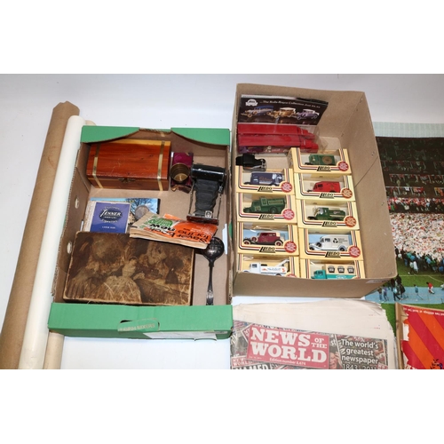 1060 - Dominic Littlewood Collection - Kodak vest pocket folding camera; Berlin Wall souvenir postcard; EPN... 