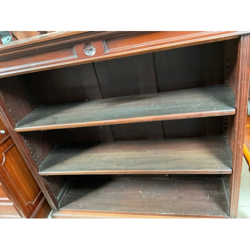 1277 - Late C19th mahogany open bookcase with two adjustable shelves and and early 20th century mahogany kn... 