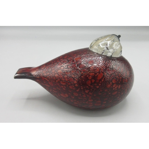 548 - Les Dennis Collection - Birds by TOIKKA, iittala Finland, Punavarpunen/ Rosy Finch 2000