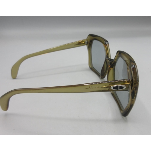 123 - Pair of vintage ladies Christian Dior sunglasses, CD logo to arms