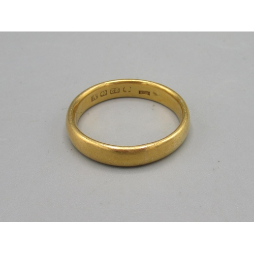 4 - 22ct yellow gold ring band, stamped 22, size V, 8.1g