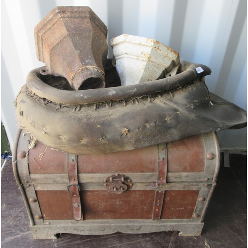 842 - Victorian style trunk, leather horse collar and two cast iron hoppers, (4)