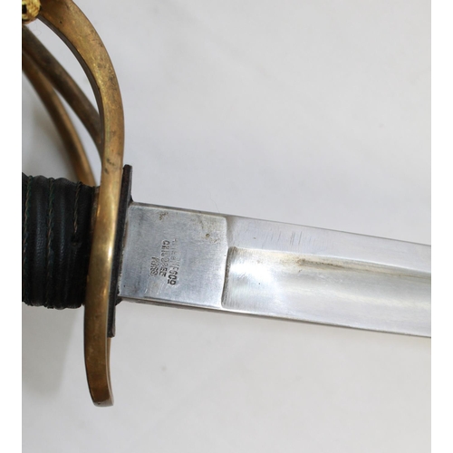 183 - Quality copy of a US 1860 pattern light Cavalry sabre. Stamped US A D K  1862, serial number 15752. ... 