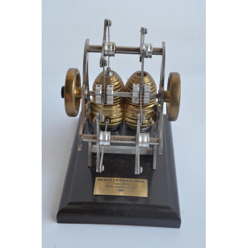 1003 - Bohm Stirling Technik Type HB32 Heissluftmachine 2 cylinder 'Twin Tattoo' hot air stationary engine ... 