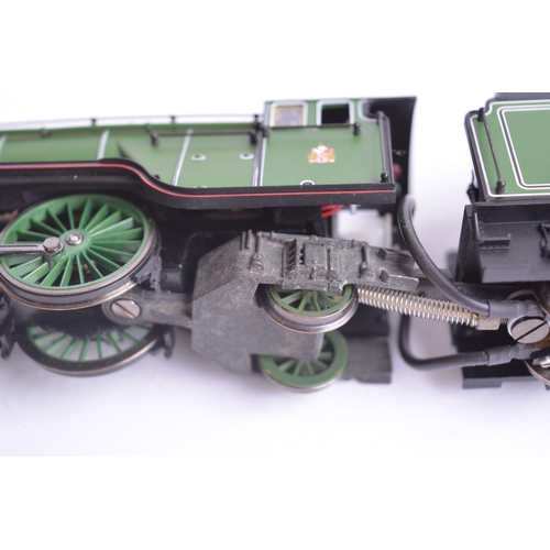 1008 - Rare Hornby OO gauge limited edition R2566 LNER Class A3 Flying Scotsman live steam locomotive set (... 