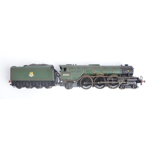 1010 - Hornby OO gauge R2492BR Class A3 Papyrus live steam locomotive set (please note this is the train pa... 