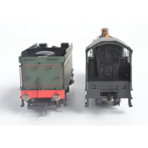 1015 - Hornby R1102 OO gauge special limited edition 'The Cornish Riviera Express' train set (557/2000) wit... 