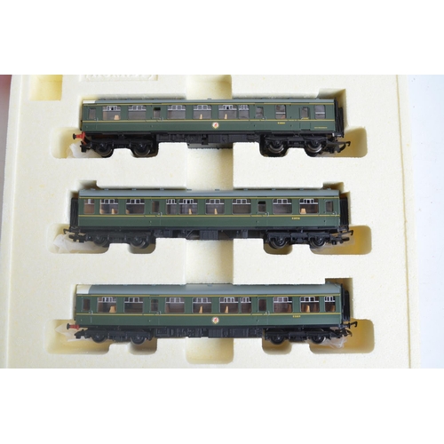 1019 - Hornby R2297A OO gauge BR Class 110 3-car DMU train pack, contents appear in mint condition with sea... 