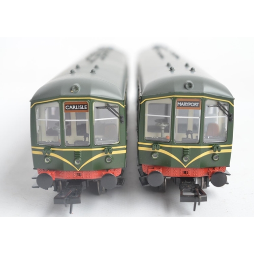 1021 - Bachmann OO gauge 32-516 Derby lightweight 2 car DMU BR green with speed whiskers electric train set... 