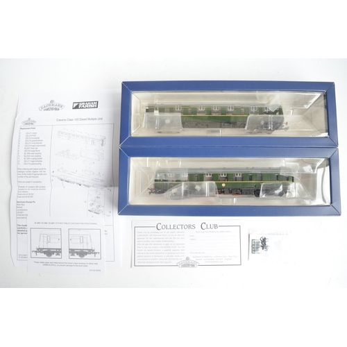 1022 - Bachmann OO gauge 32-326 BR green Class 105 2 car DMU with speed whiskers electric train set with po... 