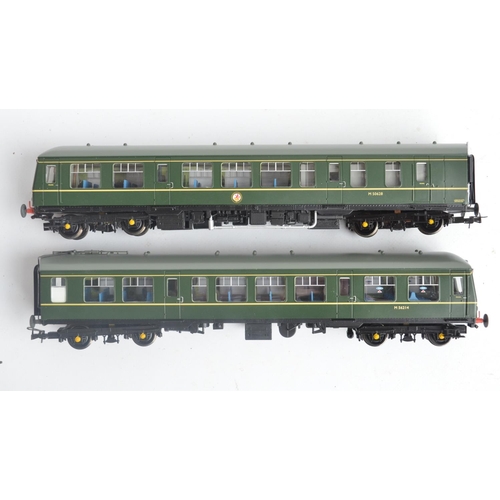 1023 - Bachmann OO gauge 32-900 BR green Class 108 2 car DMU with speed whiskers electric train set with po... 