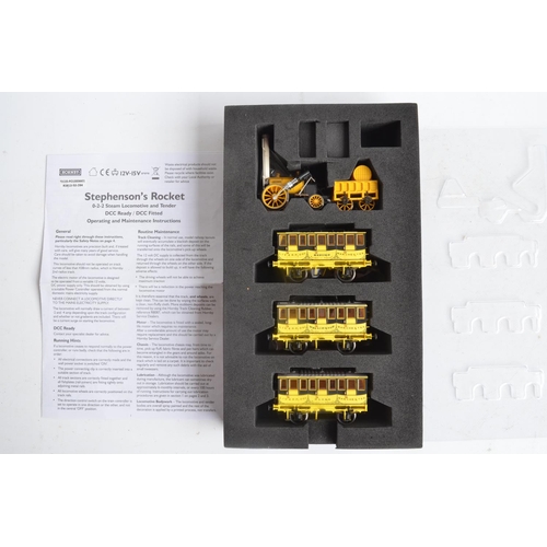 1025 - Hornby R3810 OO gauge Stephenson's Rocket Liverpool & Manchester Railway electric steam train model ... 