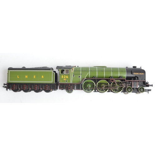 1028 - Bachmann OO gauge 31-530 Class A2 LNER green 526 4-6-2 'Sugar Palm' highly detailed electric train m... 